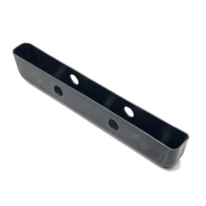 Starboard spacer for carbon mast