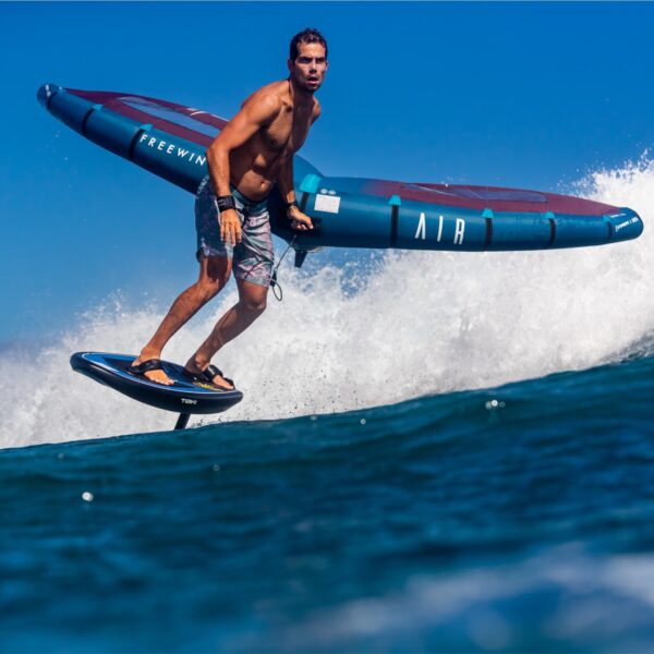 Starboard x Airush Freewing V3 action 3 wave riding
