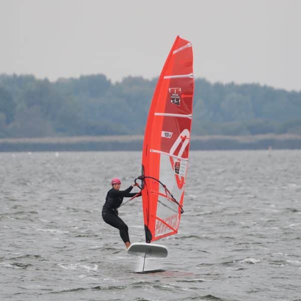 Severne Hyperlite 2026 action suus 1